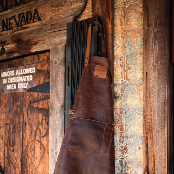 955050 - BOSKA Mr Smith Apron Brown Pocket